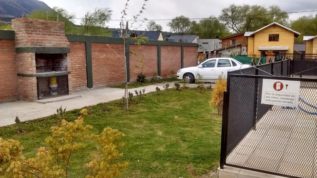 Departamentos Lugar De Descanso El Bolsón Eksteriør bilde